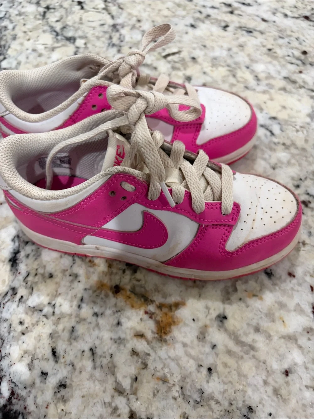 Nike Sz13 Kids Dunk Low-Top Sneakers in Hot Pink and White